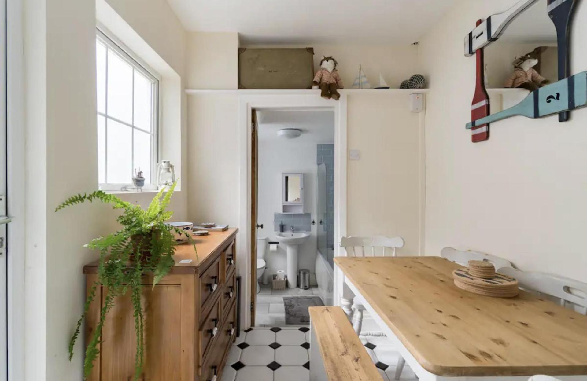 Beautiful Sea Front Cottage In The Ocean City Plymouth Ngoại thất bức ảnh